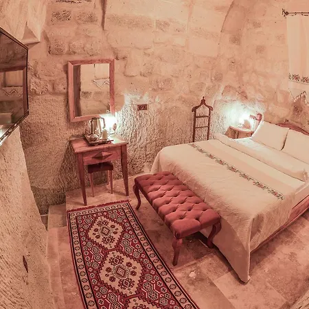 Mosaic Cave غوريمِيه